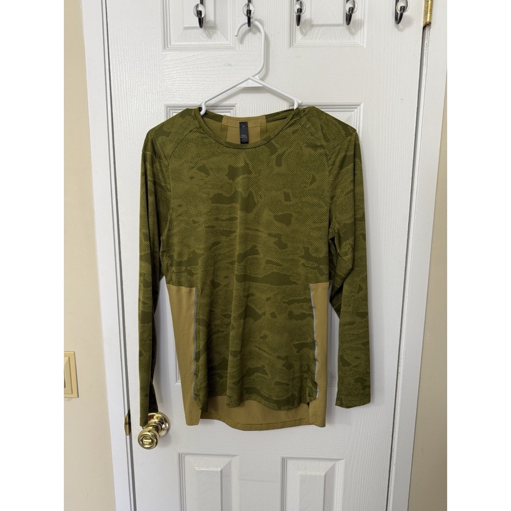 Lululemon Shirt Fast Free Short Sleeve Mens XS Camo Running Light Mesh Green